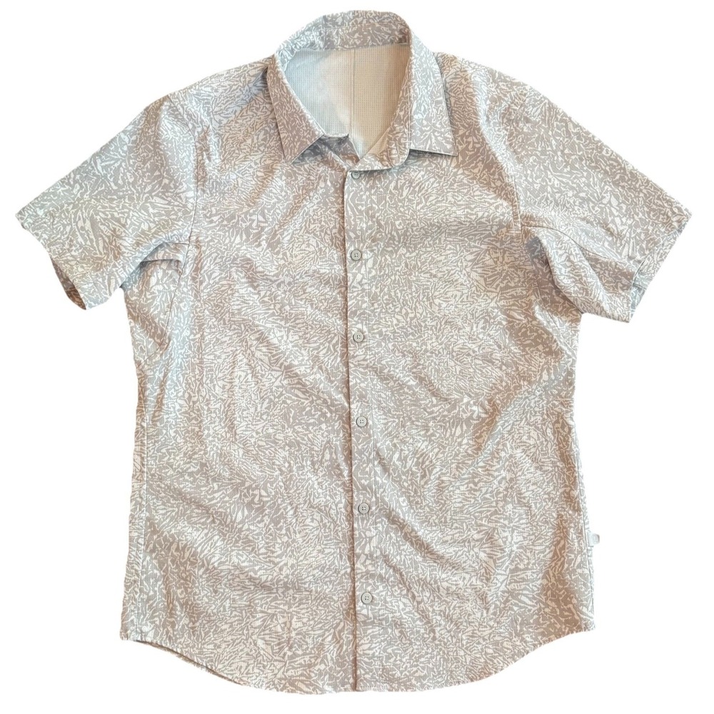 Lululemon Airing Easy Button Up Shirt Men Large Gray Animal Print Short Sleeve